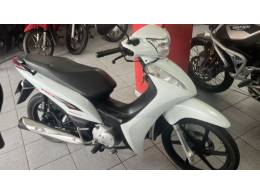 HONDA - BIZ 125 - 2015/2015 - Branca - Sob Consulta