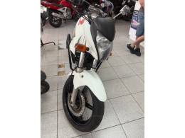 HONDA - CB 300R - 2012/2012 - Branca - R$ 13.700,00