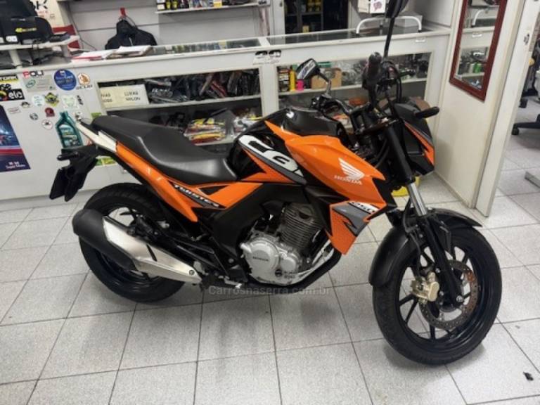 HONDA - CB 250F TWISTER - 2019/2019 - Laranja - Sob Consulta