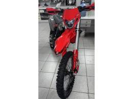 MXF - 270 FI - 2025/2026 - Vermelha - Sob Consulta