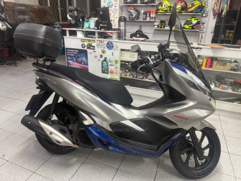 HONDA - PCX - 2020/2021 - Cinza - R$ 17.500,00