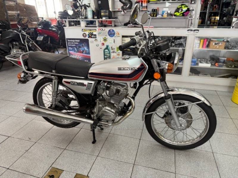 HONDA - ML 125 - 1981/1981 - Prata - R$ 20.000,00