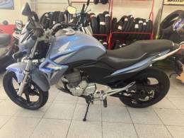 HONDA - CB 300R - 2013/2013 - Azul - R$ 16.000,00