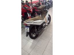 HONDA - BIZ 125 - 2025/2025 - Branca - R$ 17.800,00