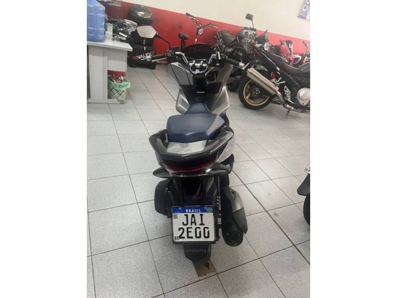 HONDA - PCX - 2020/2021 - Cinza - R$ 16.999,00