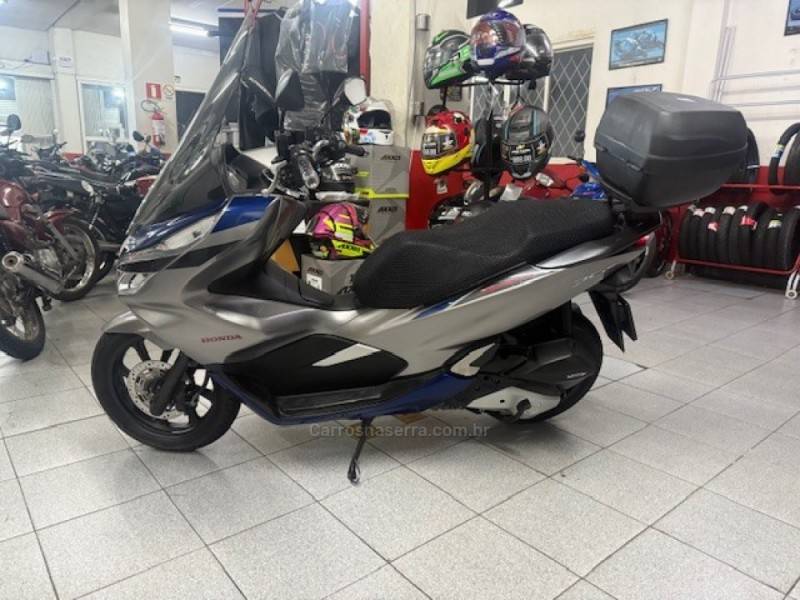 HONDA - PCX - 2020/2021 - Cinza - R$ 17.500,00