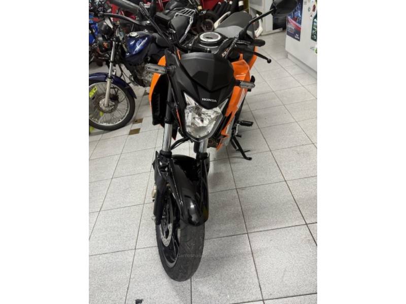 HONDA - CB 250F TWISTER - 2019/2019 - Laranja - Sob Consulta
