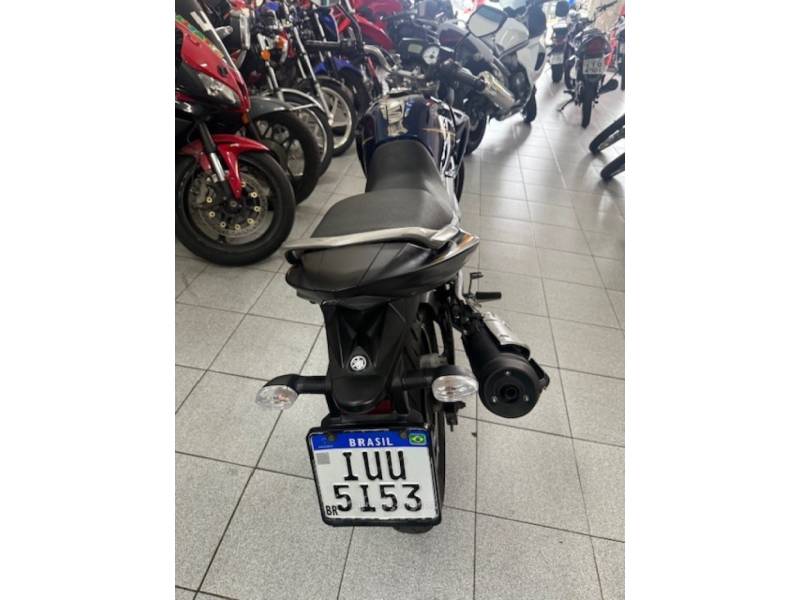 YAMAHA - FAZER - 2013/2014 - Azul - R$ 14.500,00